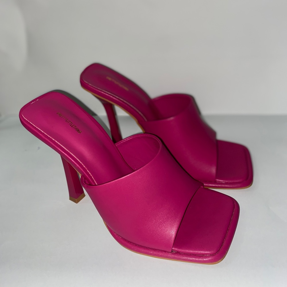 Pink heels - Picture 3 of 3
